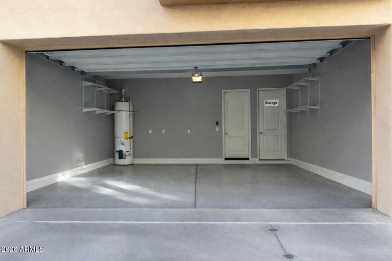 5B8431EE-407F-47AA-81D6-F2538A959D61