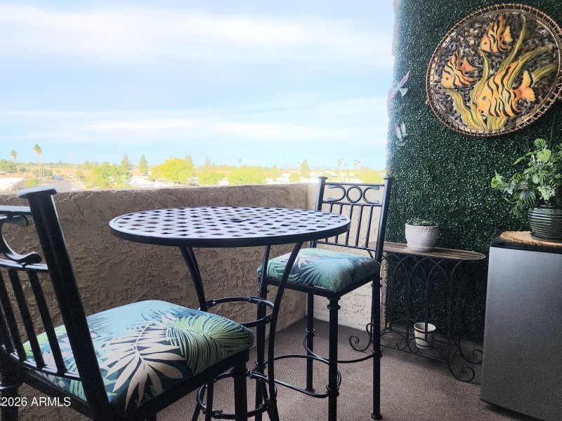 7) 65830-699759122f7f1