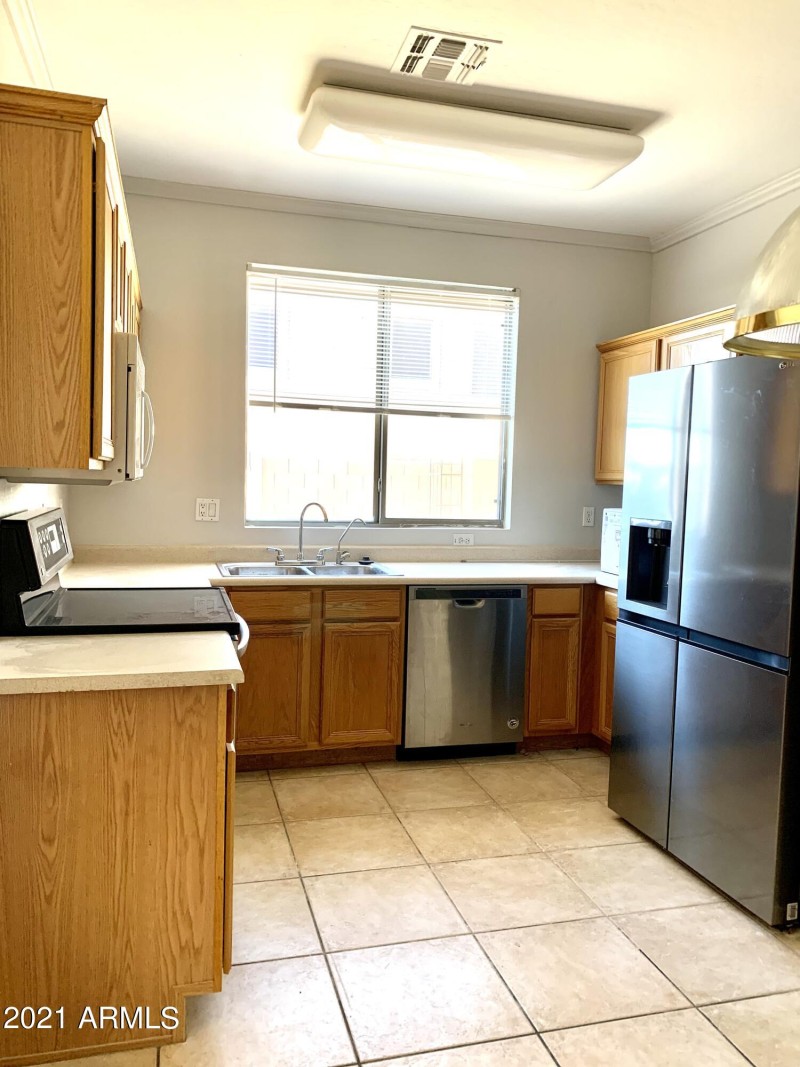 5E004FB7-AB8A-4507-B4C5-B55AB0570940