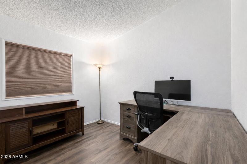 834 S MERIDIAN RD 77