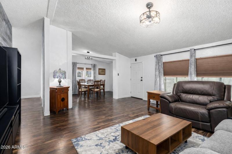 834 S MERIDIAN RD 77