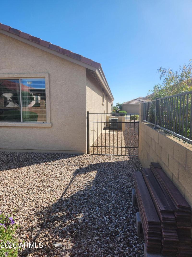 22968 Micah Way fence