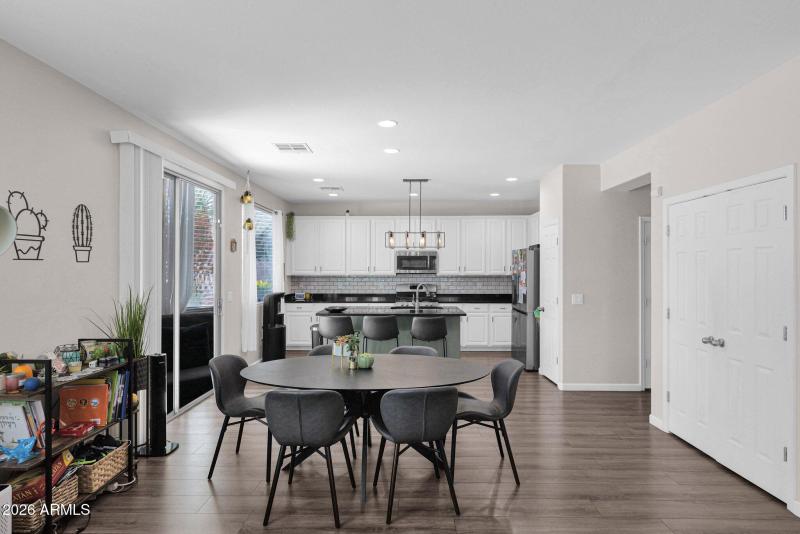 24-web-or-mls-P1047293