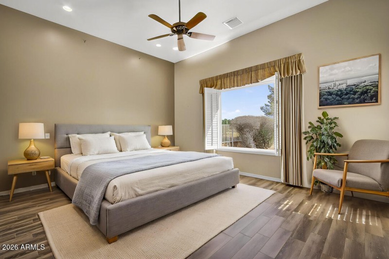 5795ELaPrivada-4271-Staged