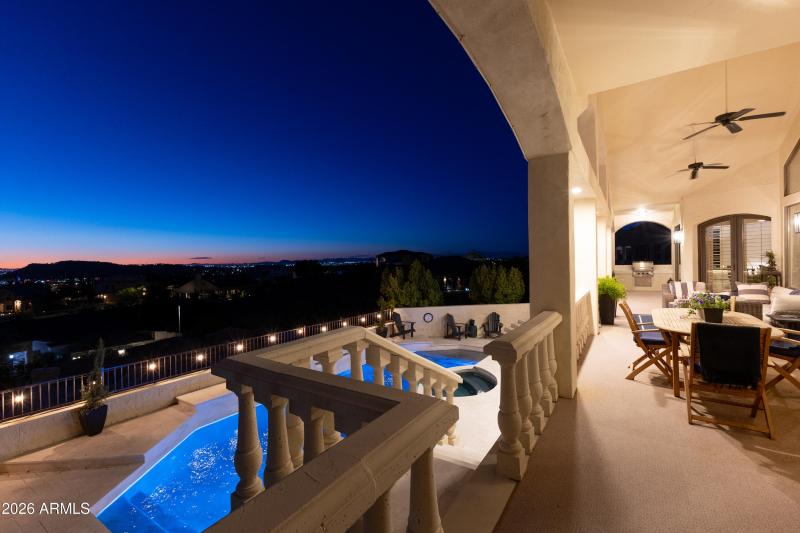 1455 E Victor Hugo Ave------77