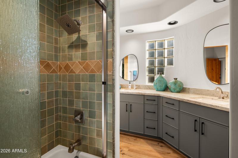 Guest Bath Tub + Shower