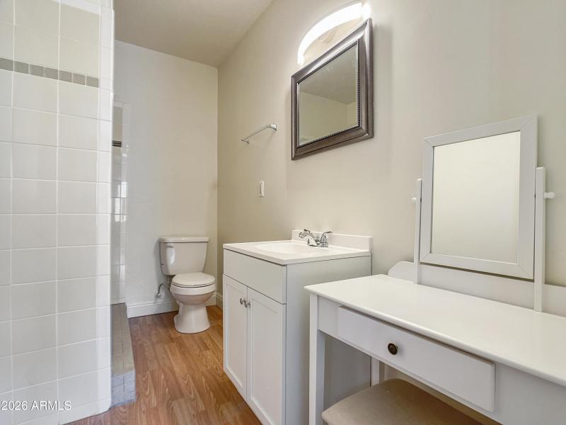 Casita Full Bathroom