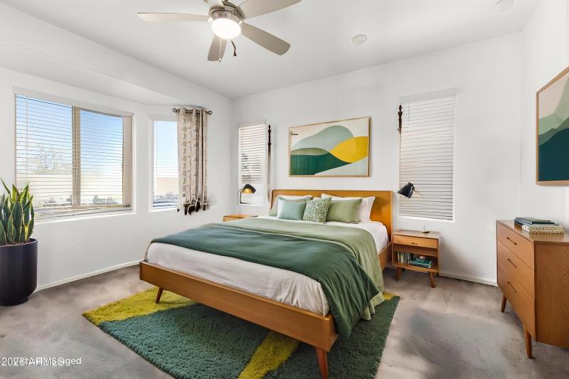20-181st - Bedroom - Mid-Century Modern