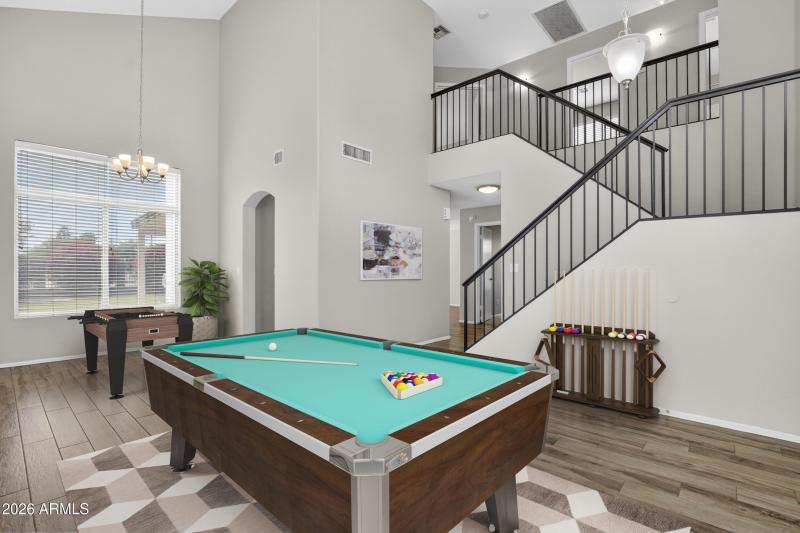 49_show a game room option with pool tab