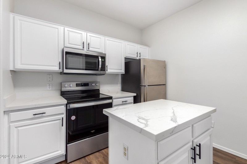 11 - Thunderbird 9550