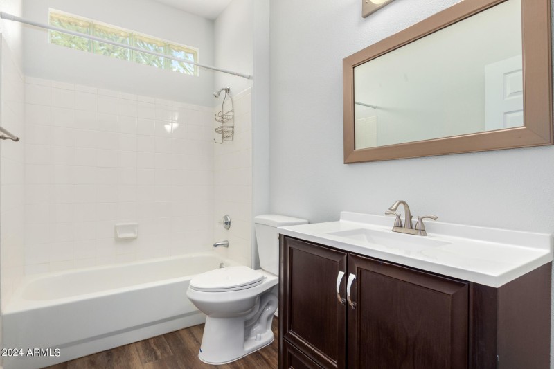 23 - Thunderbird 9550