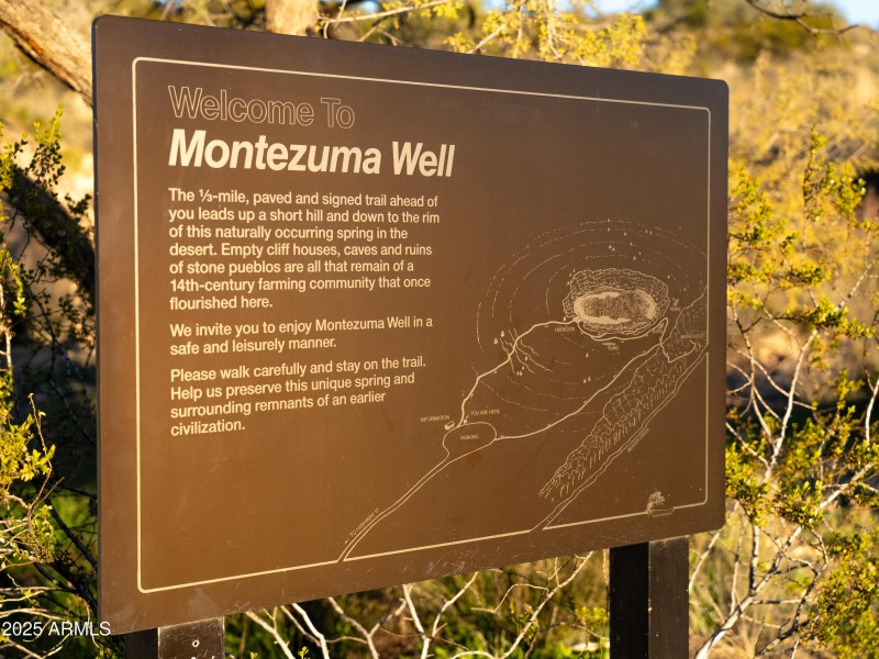 Montezuma Well RE102145-1