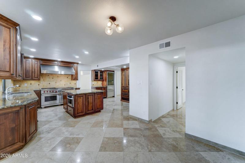 6130 E. Via Estrella Ave-14