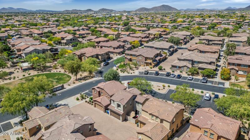 3932 E Melinda Dr-large-005-007-3932 E M