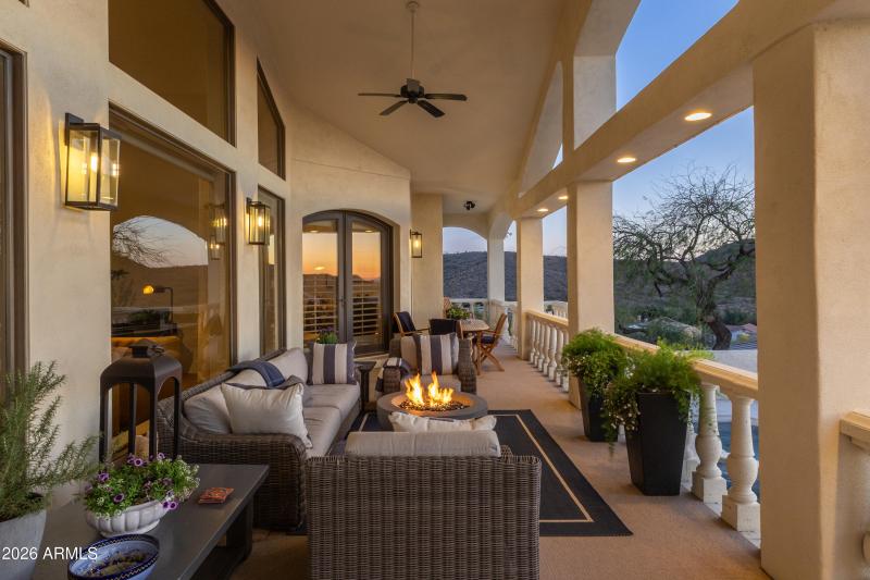 1455 E Victor Hugo Ave------69