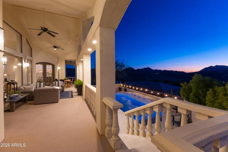 1455 E Victor Hugo Ave------80