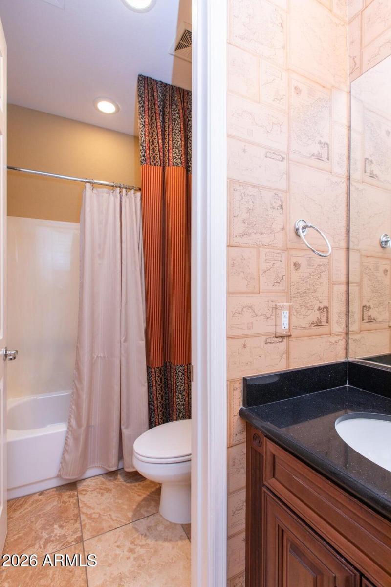 Guest Suite Bathroom