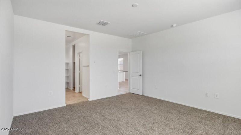 Caroline primary bedroom