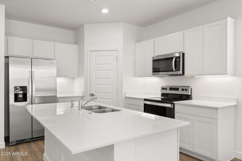 21-web-or-mls-17713-w-eva-st-lot-3-zanje