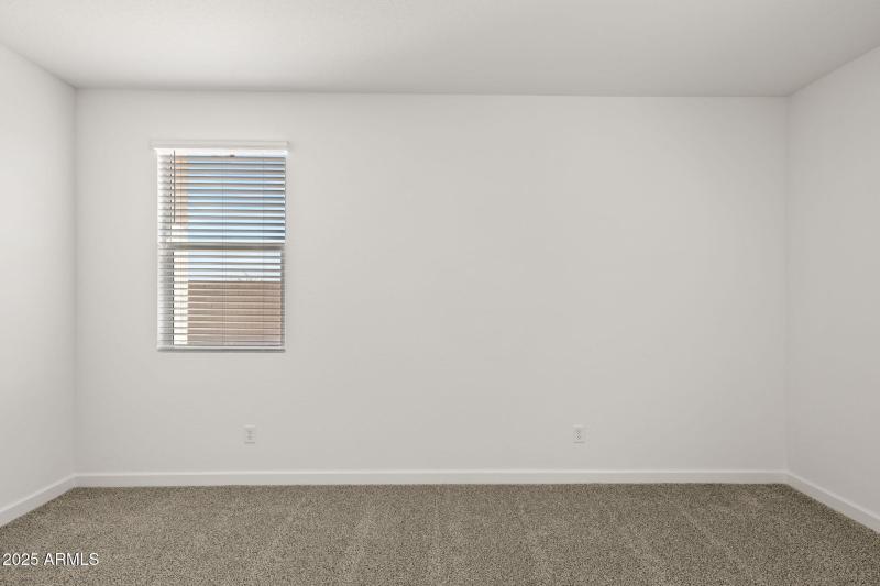 37-web-or-mls-17713-w-eva-st-lot-3-zanje