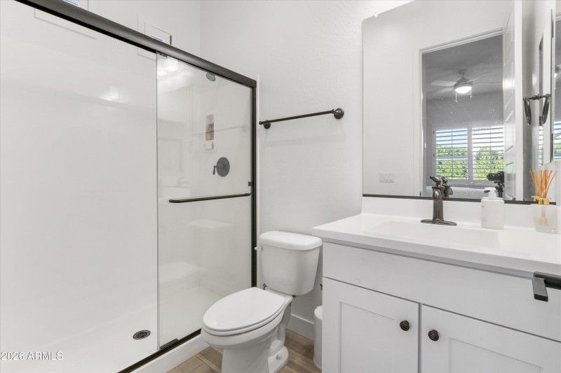 Downstairs Ensuite bath