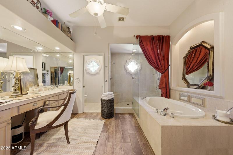 Primary Suite Bathroom