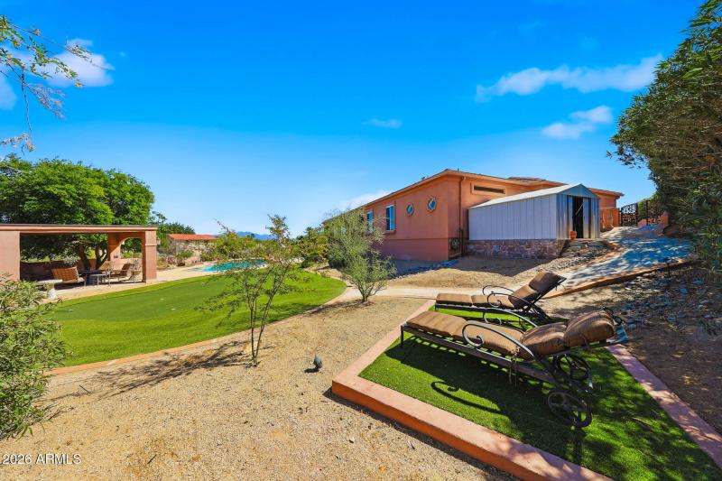 Separate sunbathing areas