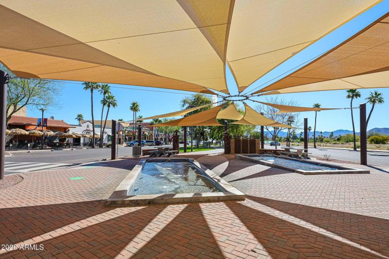 Walkway along Fountain Ave