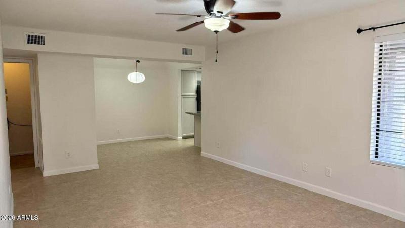 20251006220726003974000000-o