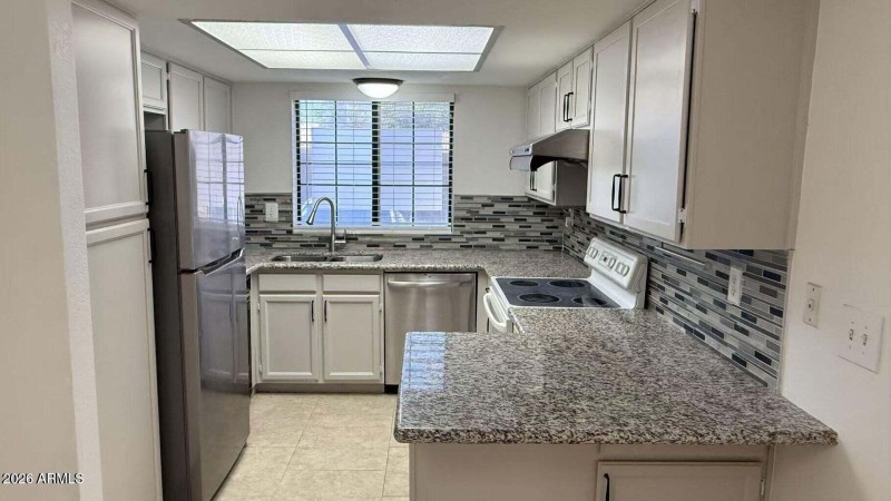 20251006220731453431000000-o