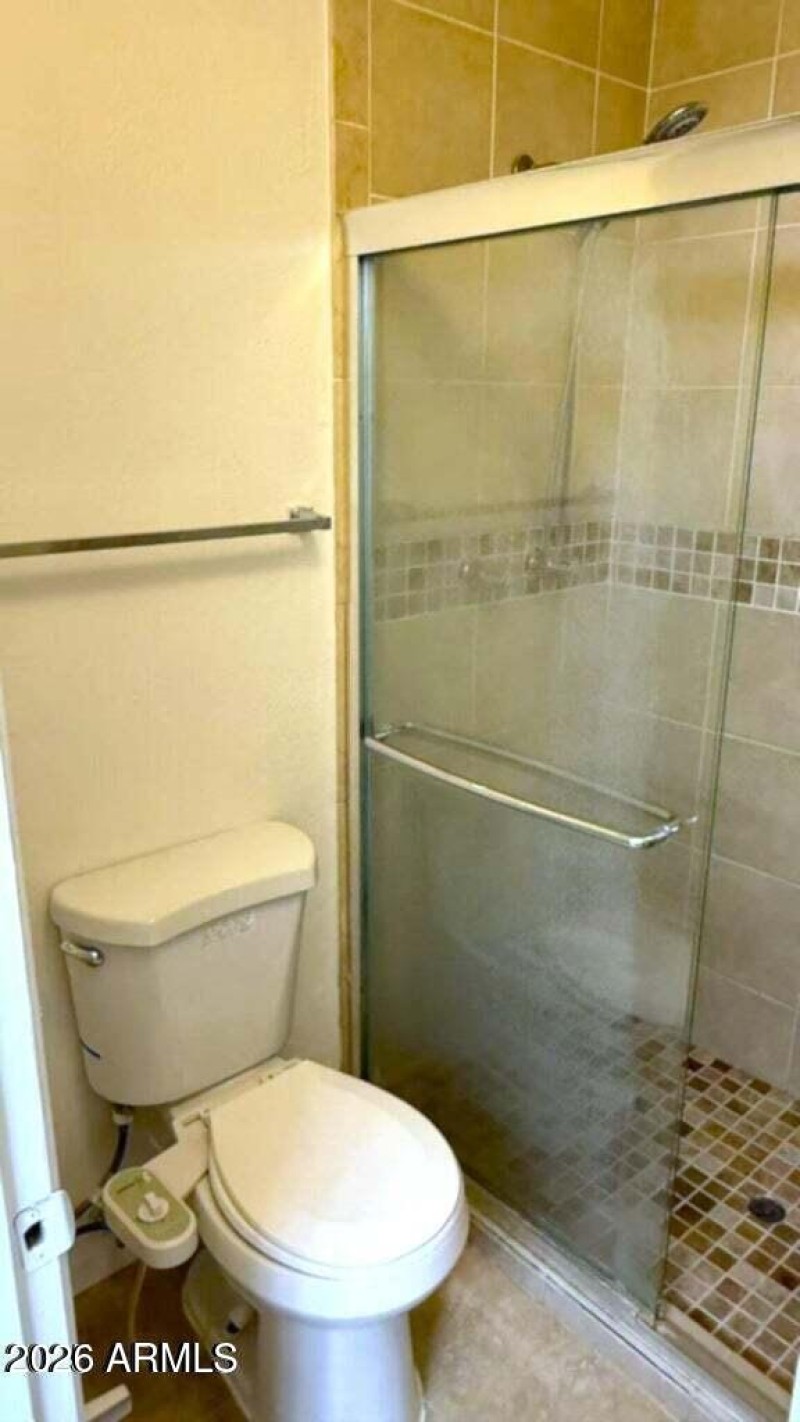 20251006220738970616000000-o