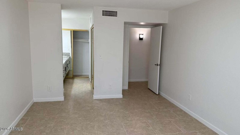 20251006220740343415000000-o