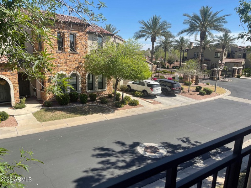 PRIMARY-BEDROOM-PRIVATE-PATIO-VIEW