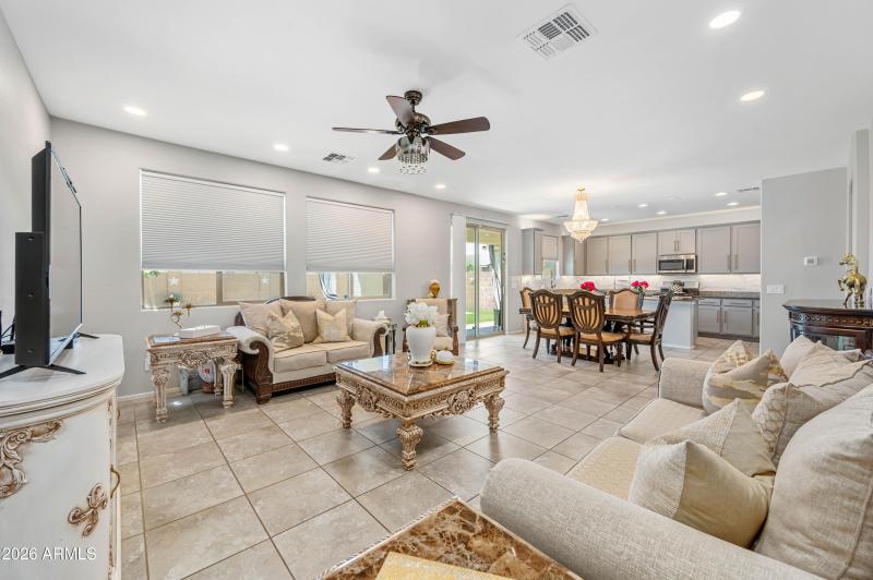 25218 N 143rd Ln-Surprise AZ 85387-44