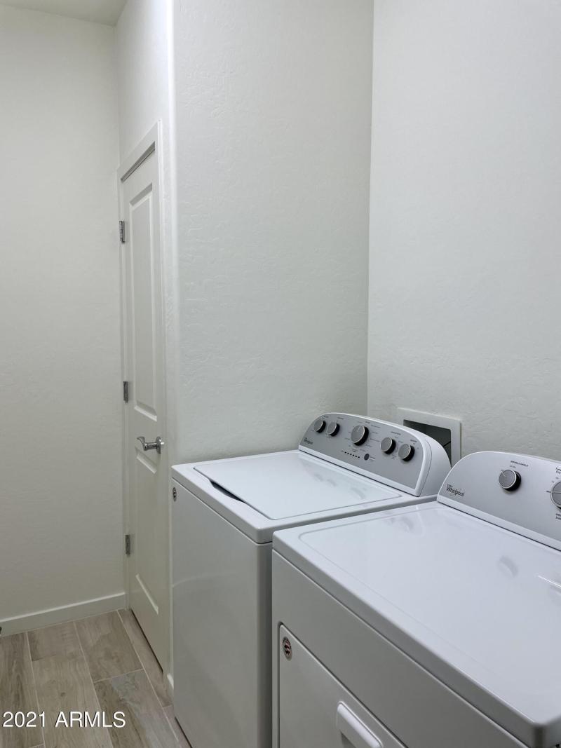 3935 laundry