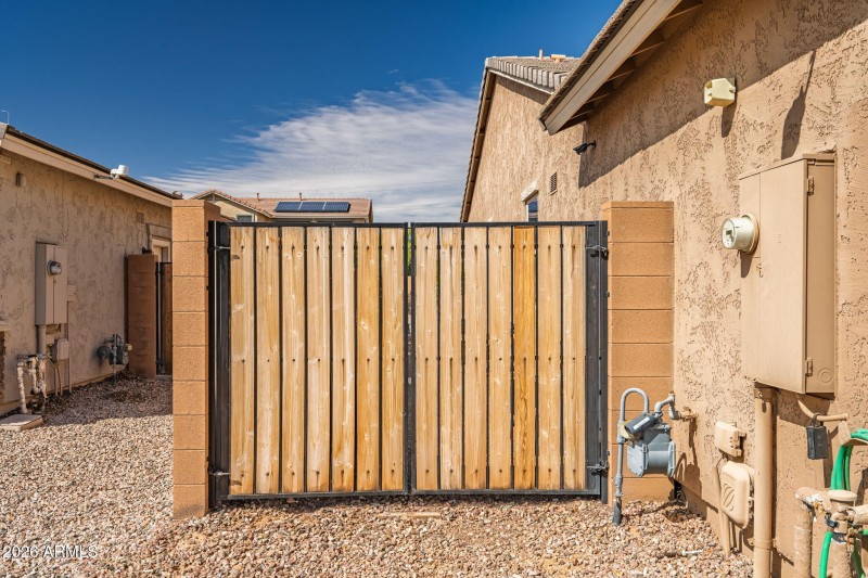 4-web-or-mls-21368 N Cecil Ct-4