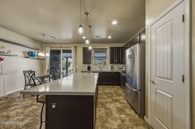 12-web-or-mls-21368 N Cecil Ct-12