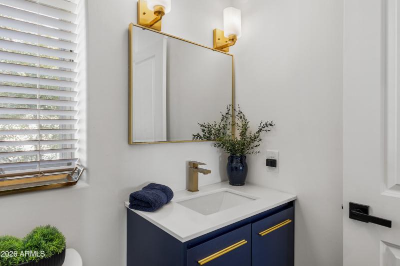 1455 E Victor Hugo Ave------28