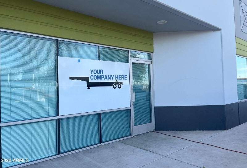 5525 W Latham St- Brochure Cover (3)