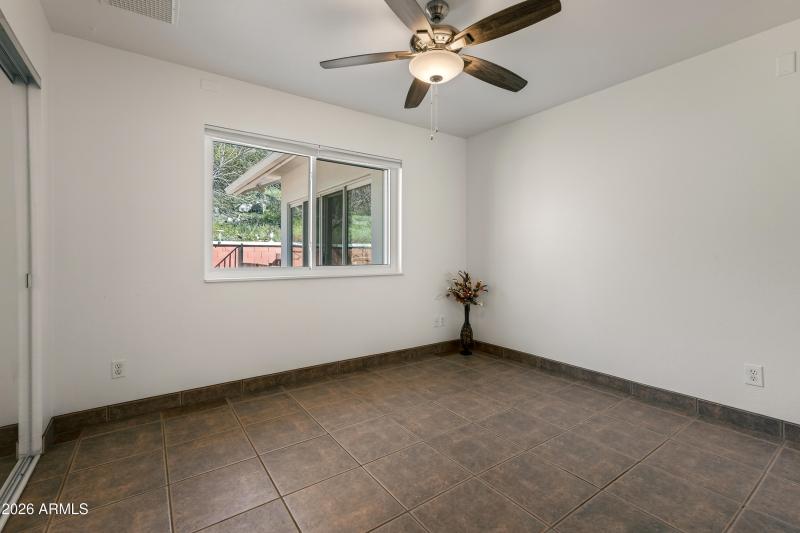 4310 Cayuga Ln Rimrock AZ-41