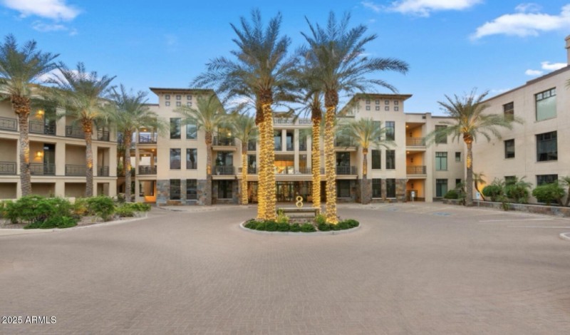 twilight exterior pic-8 biltmore estates