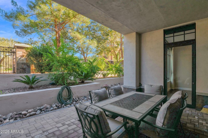 48-web-or-mls-P1404101