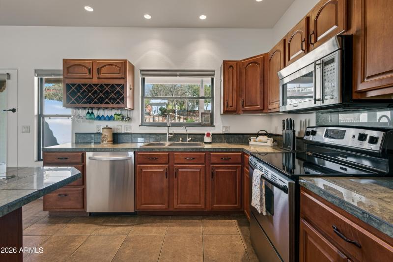 4310 Cayuga Ln Rimrock AZ-69