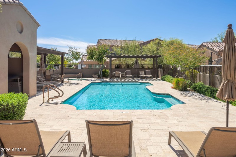 10052 E Bell Rd - 35