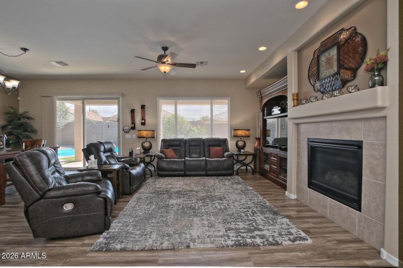 3993 N Monument Dr Florence AZ-large-028