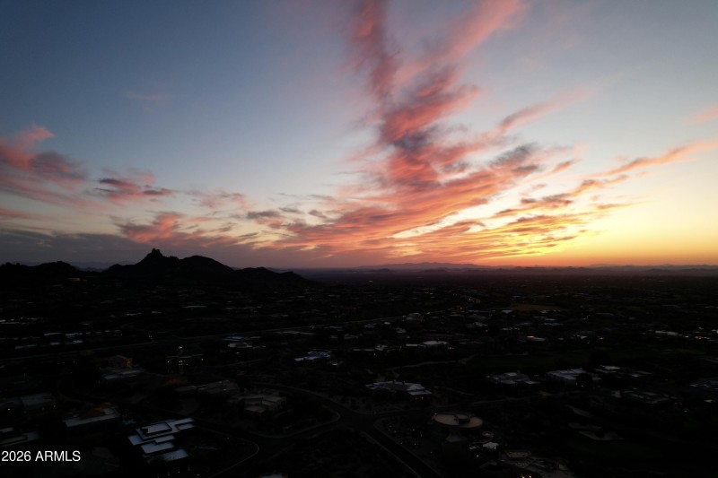 05A5EDA2-9AE6-4E96-9D66-6C21EA374D94_1_2