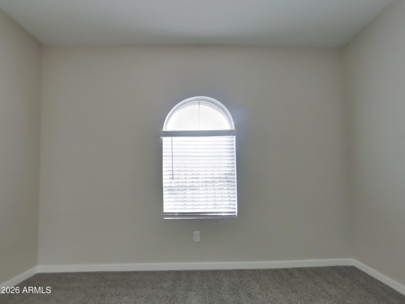 8_pc_z55ExXgFv8_8ZGGq9Fu1d_layout_1