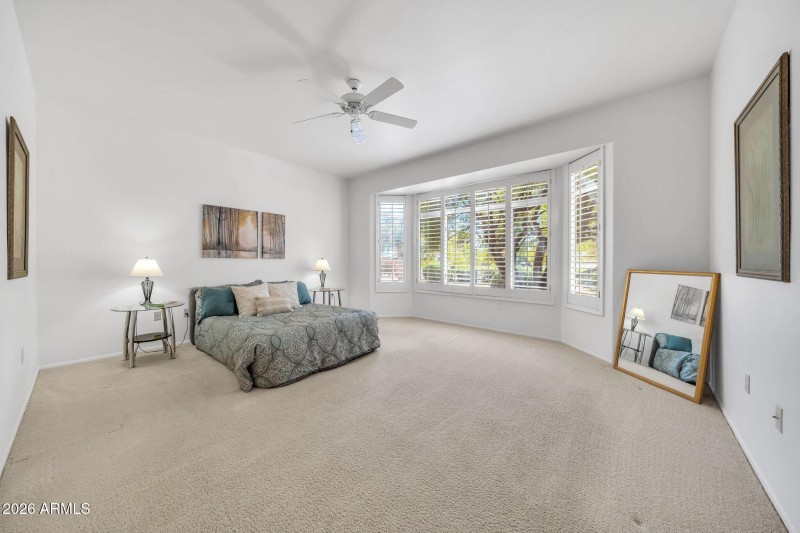 WAKE UP TO GOLF VIEWS