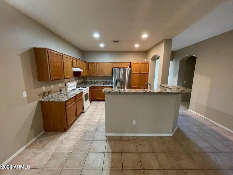 20220822000843750879000000-o