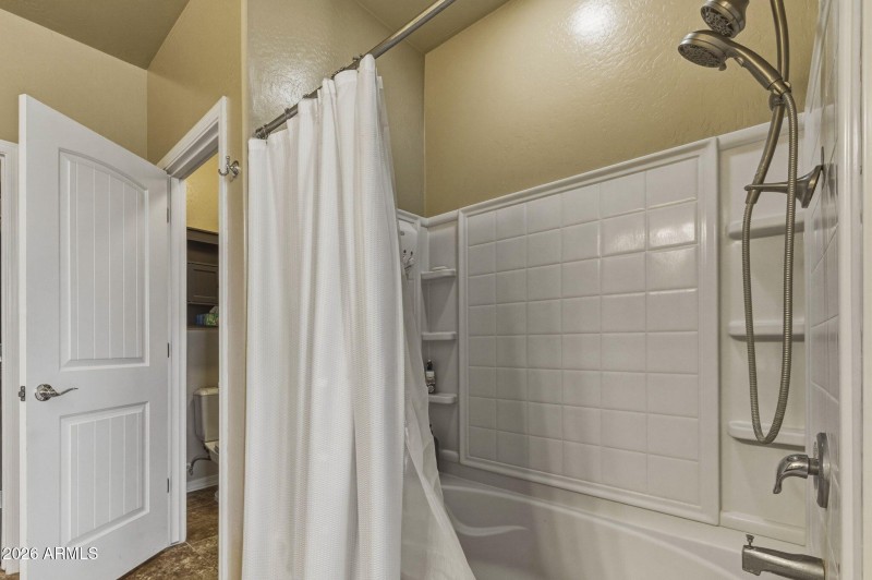 18-web-or-mls-21368 N Cecil Ct-40